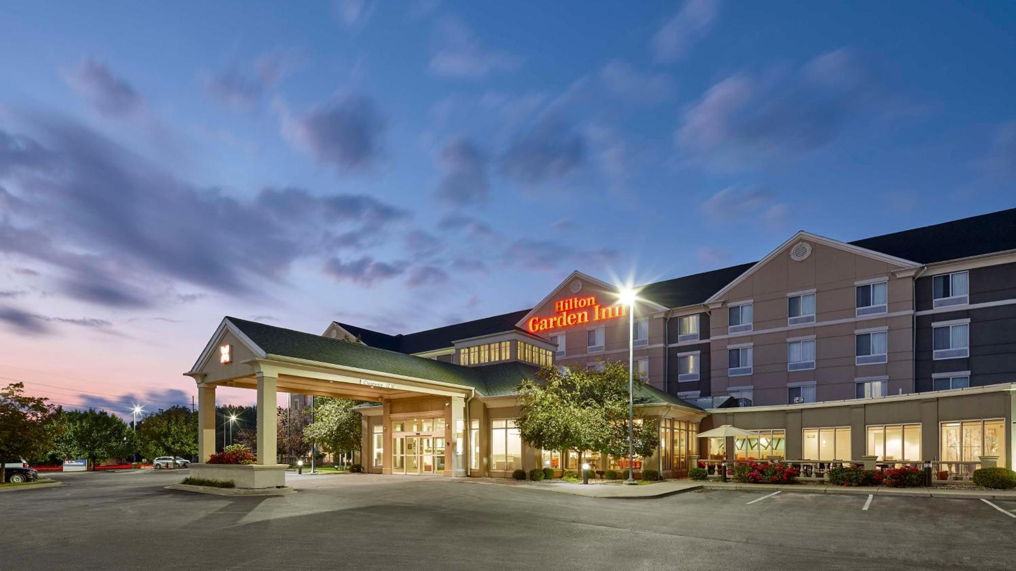 Hilton Garden Inn Merrillville Exterior foto