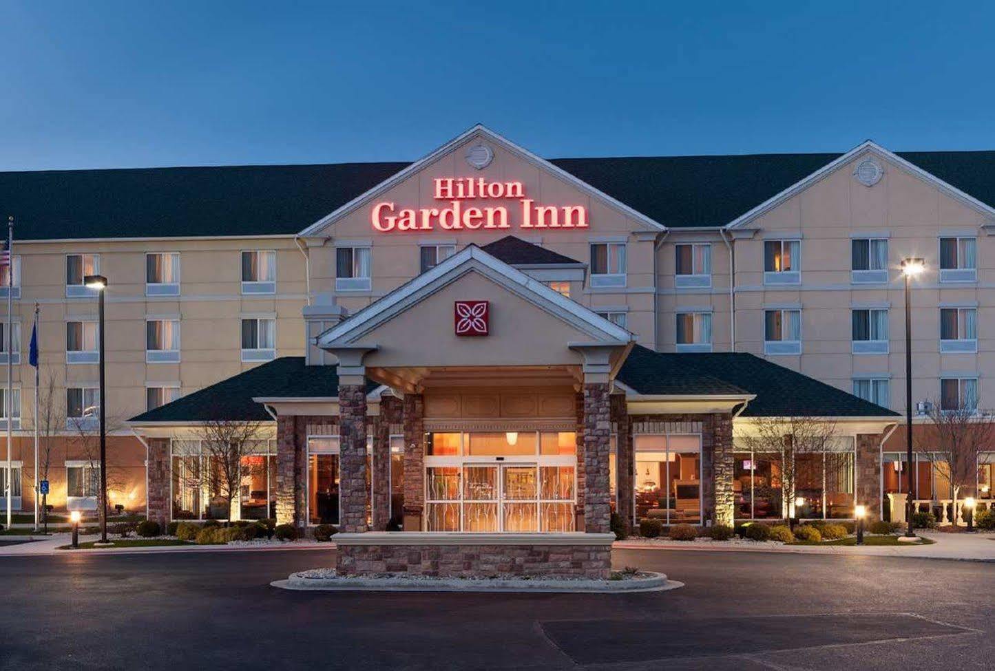 Hilton Garden Inn Merrillville Exterior foto